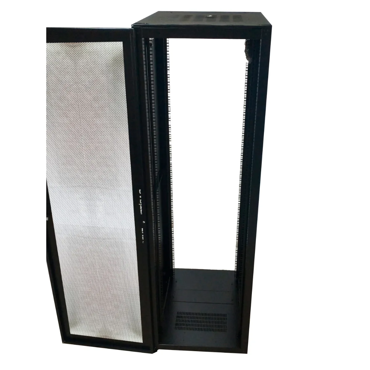 Rack Gabinete Gabitel Evo5 40U 1000mm Profundidad Puerta Perforada Negro (R-E5-40U1N)